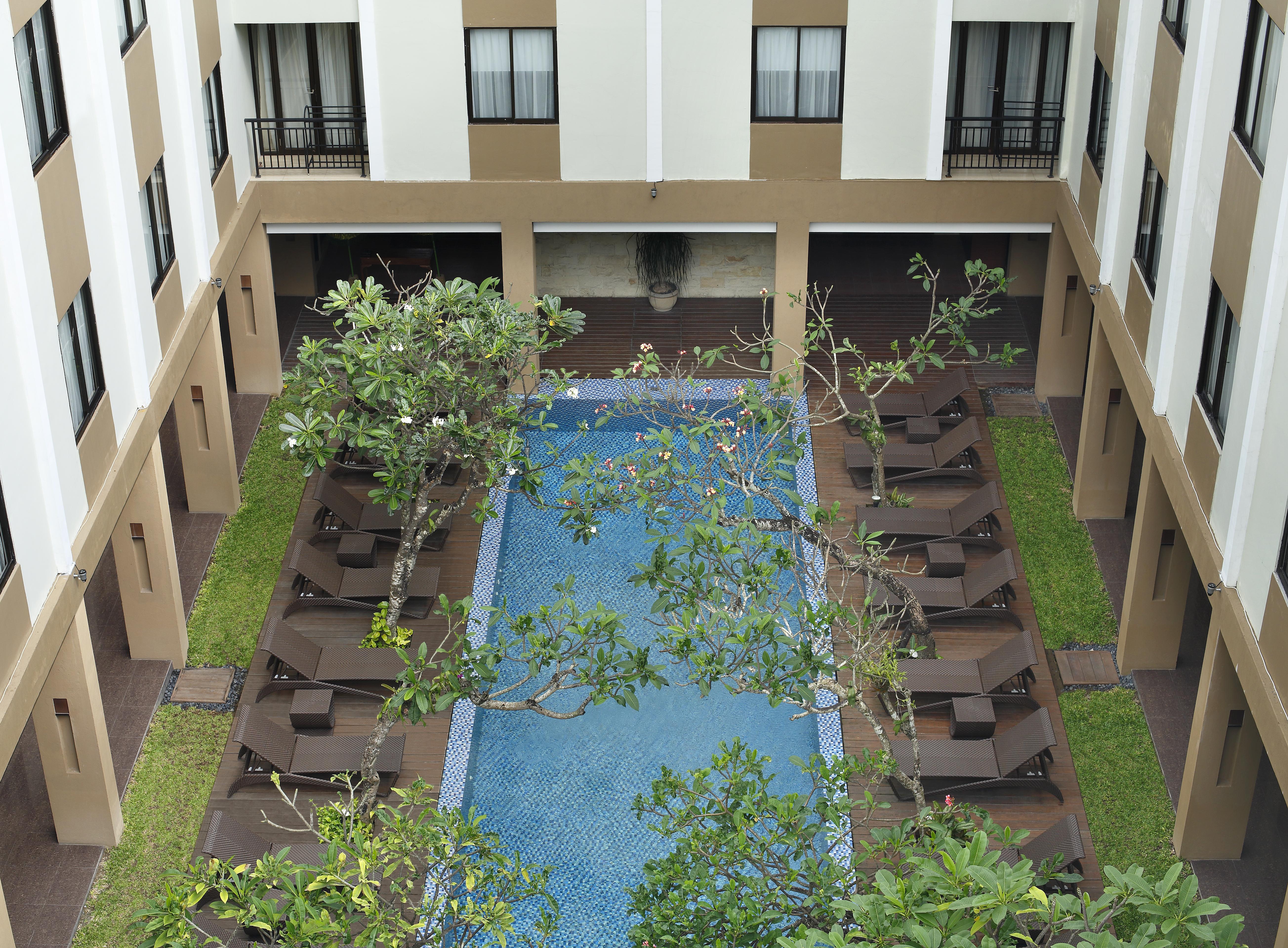 Hotel Santika Kuta Kuta  Exterior photo